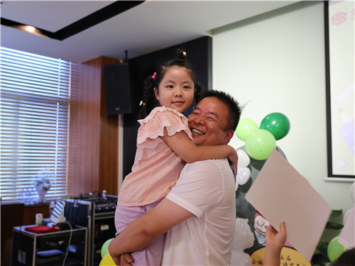 獎學金14_副本.jpg 獎學金14_副本.jpg