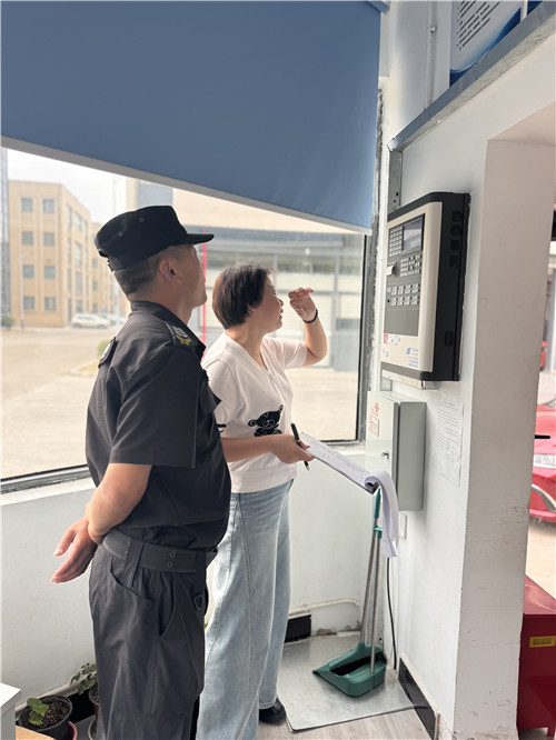 安全檢查8_副本.jpg 安全檢查8_副本.jpg